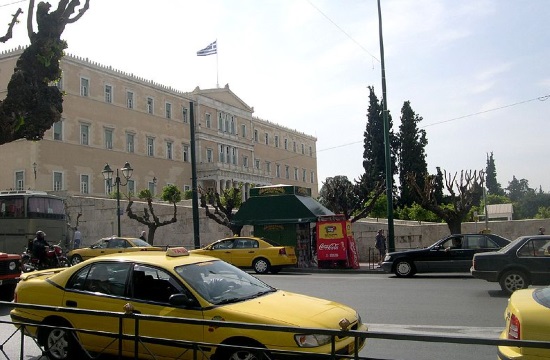 Taxi drivers' federation calls rolling 48-hour strikes in Greece until Friday