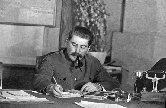 Greek photographer enters Joseph Stalin’s holiday house