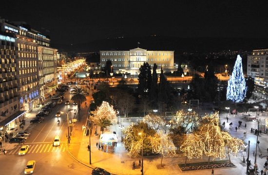 Young artist's show on Syntagma square in Athens impresses with symbolism