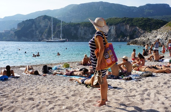 Arrivals and nights in Greek tourist accommodation rise 3.5% and 4.9% in March