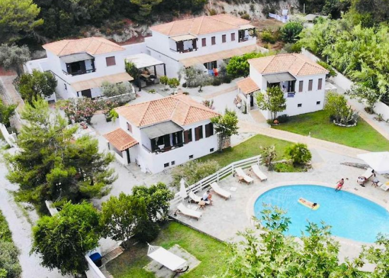 Skiathos Palace και Alkyon Hotel | H οικογένεια Δερβένη επενδύεει 1,5 εκατ. ευρώ για τη στέγαση του προσωπικού της