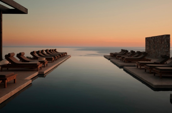 Conde Nast Traveller: Αυτά είναι τα καλύτερα ξενοδοχεία στα Ελληνικά νησιά για το 2024