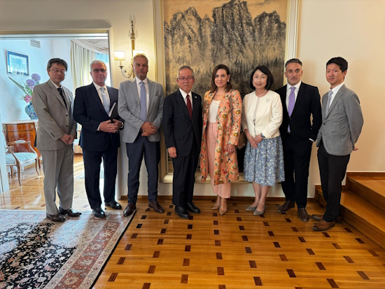 Συνάντηση Όλγας Κεφαλογιάννη με τον Πρέσβη της Ιαπωνίας - επίσκεψη στο Τόκυο