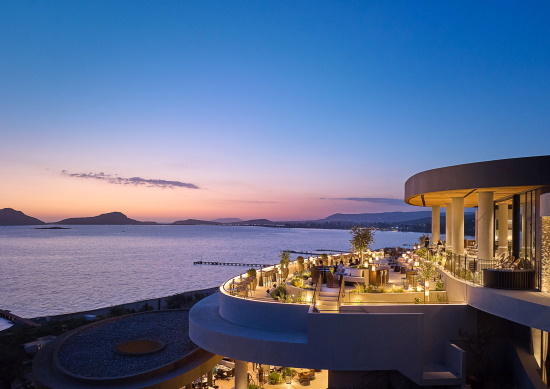 Άνοιξε τις πόρτες του το ξενοδοχείο Mandarin Oriental, Costa Navarino (φωτό)