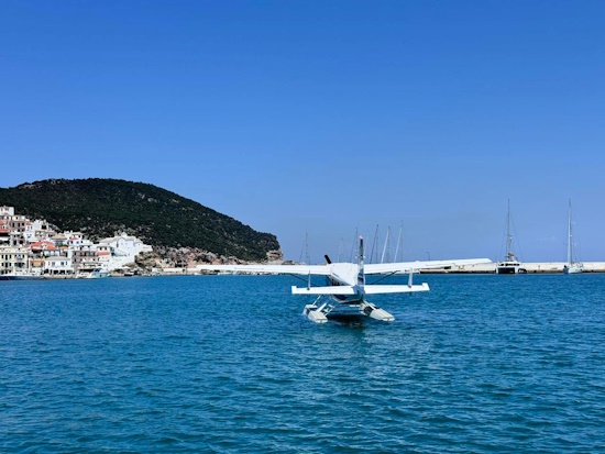 Hellenic Seaplanes | Πτήσεις γνωριμίας με υδροπλάνα πάνω από τις Σποράδες και τη Σκύρο