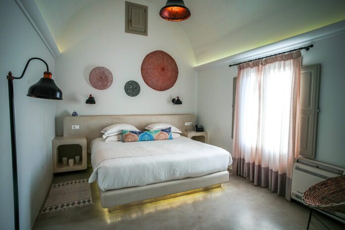 Interior,View,Of,A,Bedroom,In,A,Hotel,In,Astypalea,