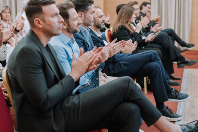 9fe42b50-1483-c98d-5514-c97e63c0d556